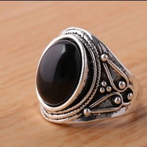 Vintage Silver Black Stone Ring